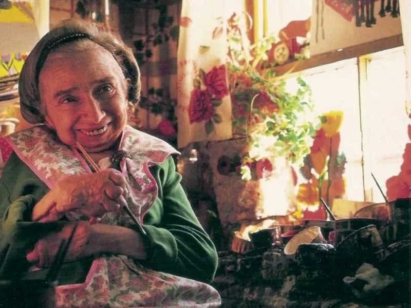Folk Artist Maud Lewis 1903-1970, Nova Scotia, Canada. One of my favorite Painters.