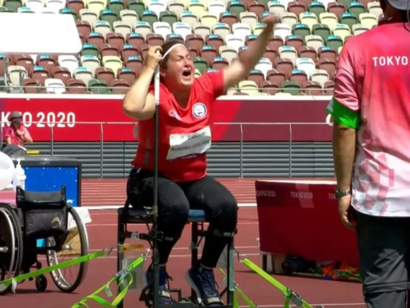 With a new world record: Francisca Mardones wins gold for Chile at the Tokyo Paralympic Games